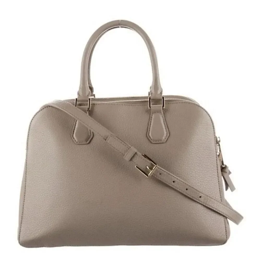 ✨Tory Burch Women's Natural Robinson Pebbled Triple-Zip Tan Satchel✨